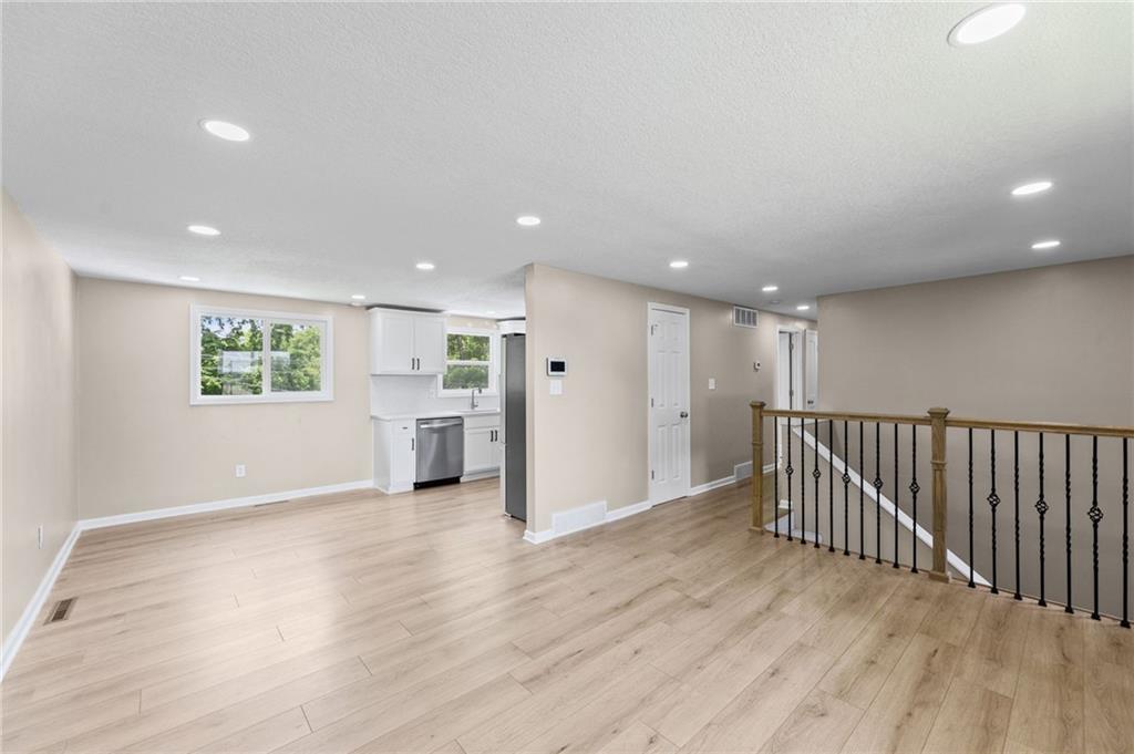 Photo of 6508 E 155th Street, Grandview, MO 64030