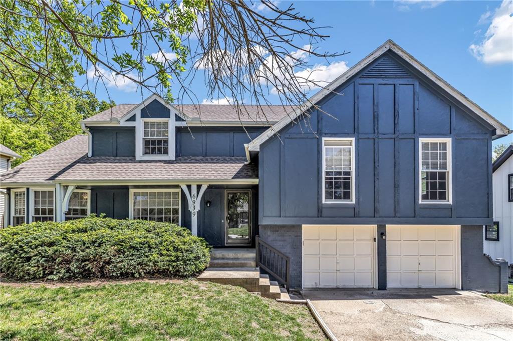 Photo of 6939 Widmer Road, Shawnee, KS 66216
