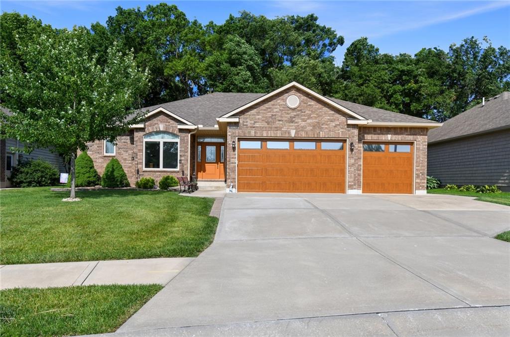 Photo of 3347 S Wood Avenue, Independence, MO 64057
