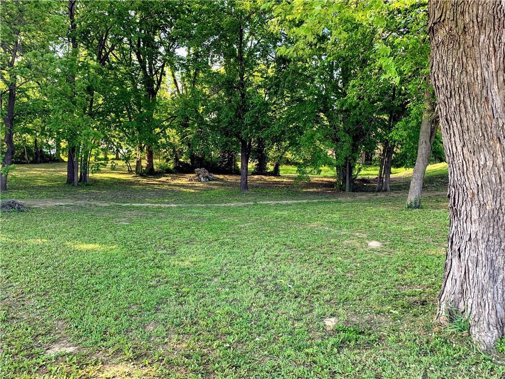 Photo of 1106 E 23rd Street S, Independence, MO 64050