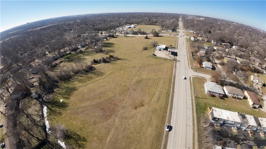 Photo of 7905 High Grove Road, Grandview, MO 64030