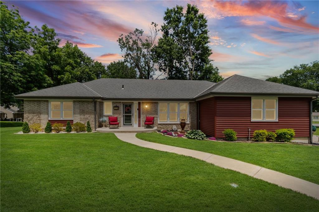 Photo of 12108 OAK RIDGE Road, Independence, MO 64052