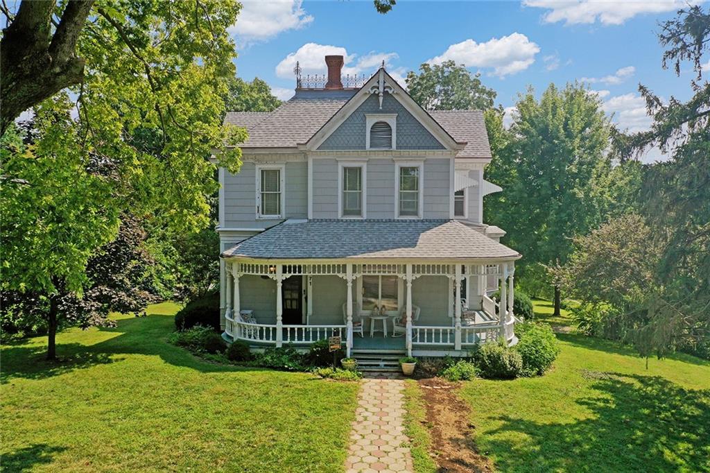 Photo of 471 E Kansas Street, Liberty, MO 64068