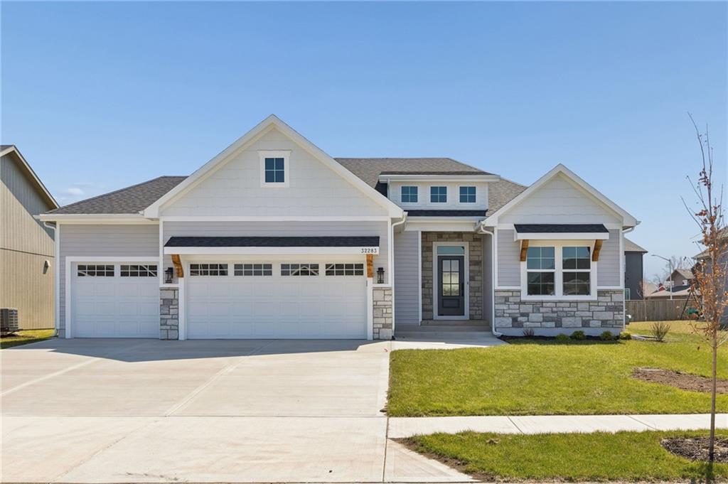 Photo of 32283 W 165th Street, Gardner, KS 66030
