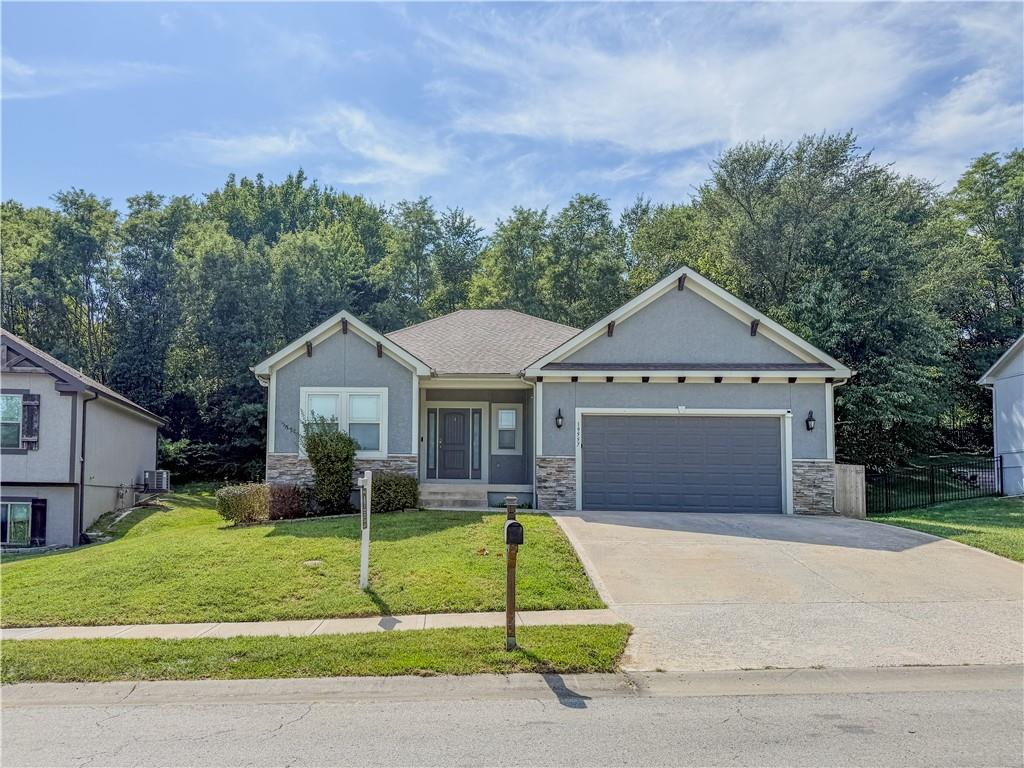 Photo of 19557 E 14th N Street, Independence, MO 64056
