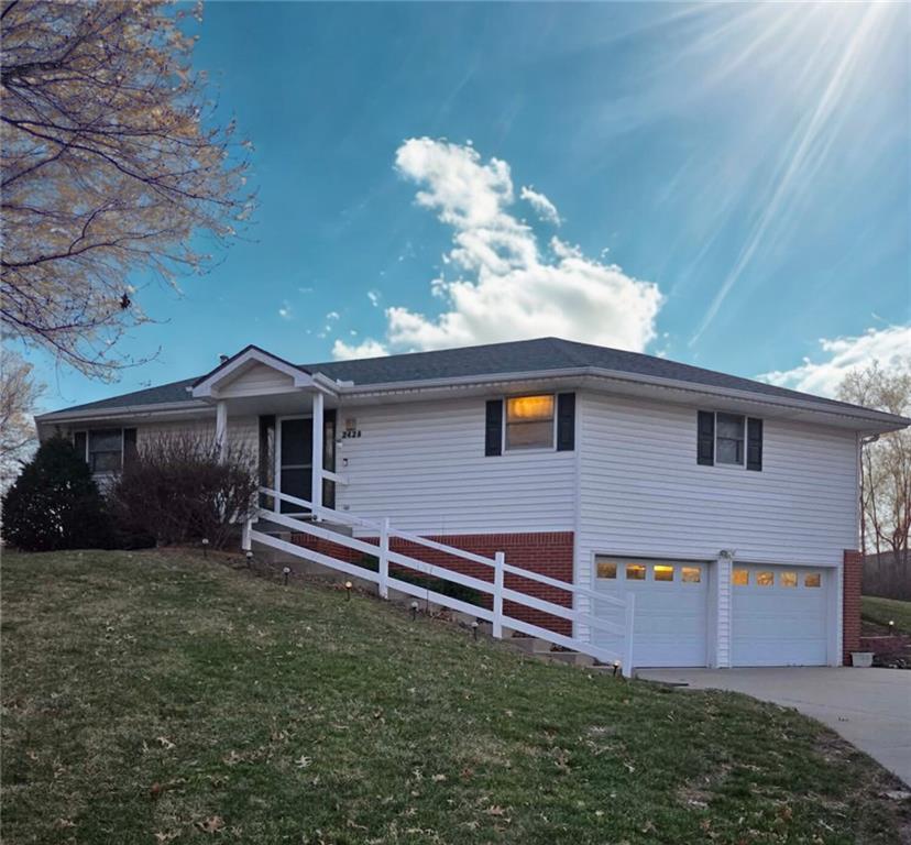 Photo of 2428 Little Blue Court, Liberty, MO 64068