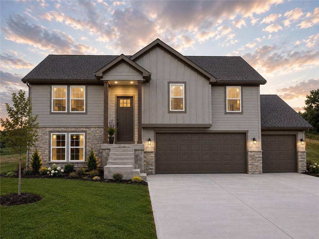 Photo of 523 Skyview Lane, Liberty, MO 64068