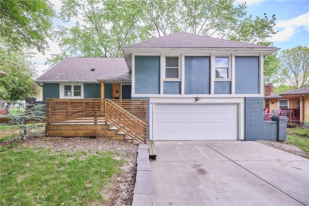Photo of 12719 CRYSTAL Avenue, Grandview, MO 64030
