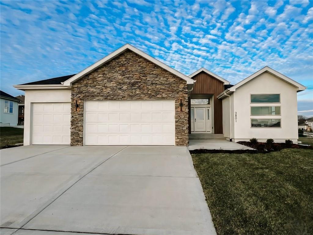 Photo of 2601 NE Wheatley Drive, Blue Springs, MO 64029