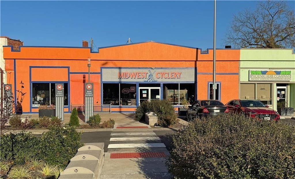Photo of 3951-3957 Main Street, Kansas City, MO 64111