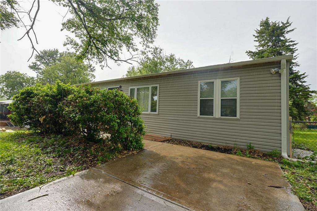 Photo of 6306 E 152nd Street, Grandview, MO 64030