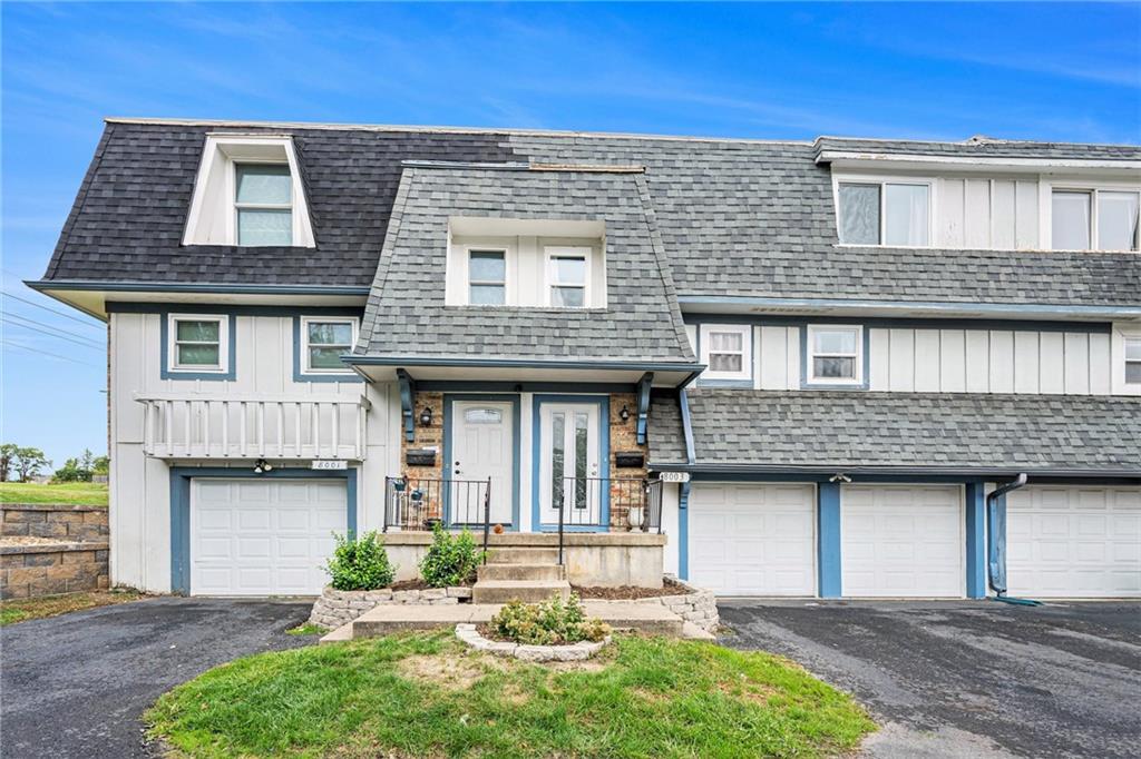 Photo of 8003 E 130th Court, Grandview, MO 64030