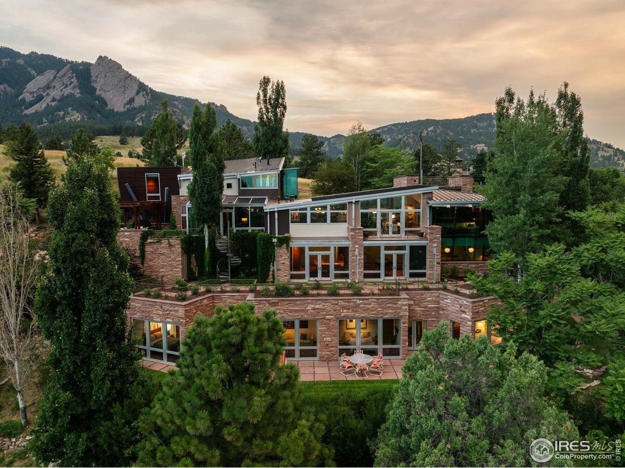 Photo of 333 Bellevue Dr, Boulder, CO 80302