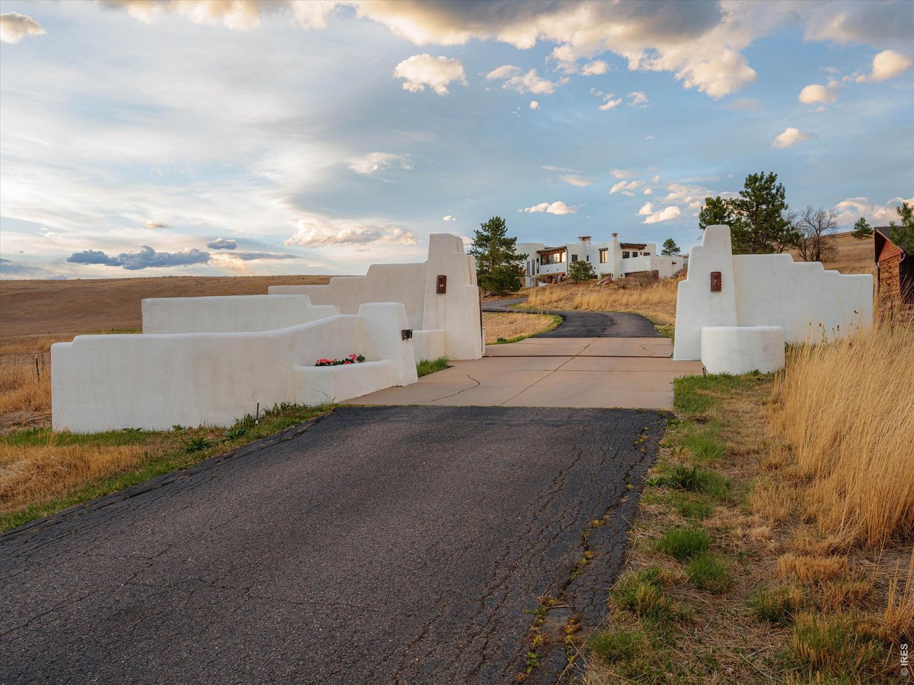 Photo of 6877 Marshall Dr, Boulder, CO 80303
