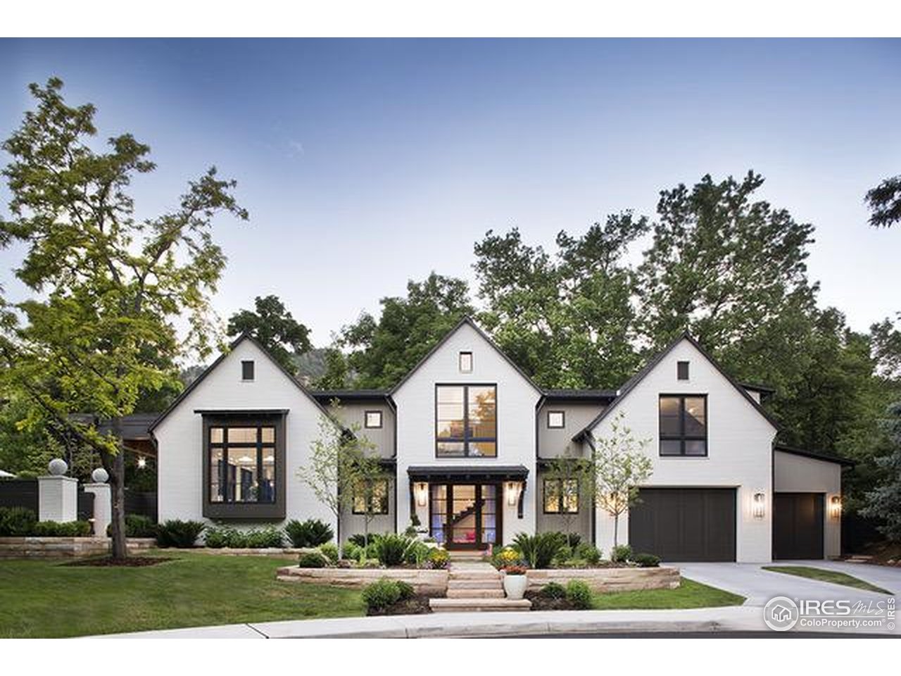 Photo of 440 Japonica Way, Boulder, CO 80304