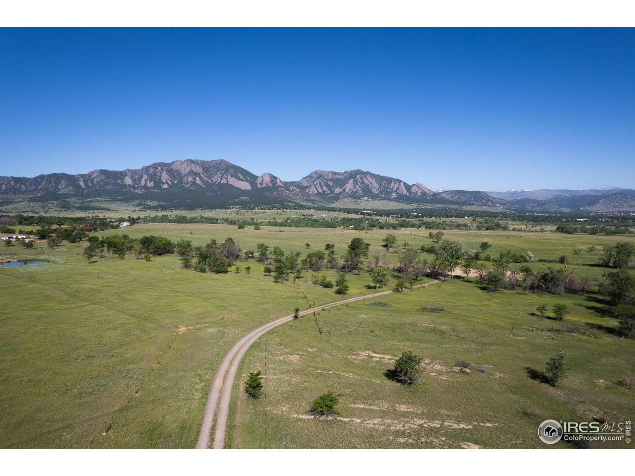 Photo of 1085 S Cherryvale Rd, Boulder, CO 80303
