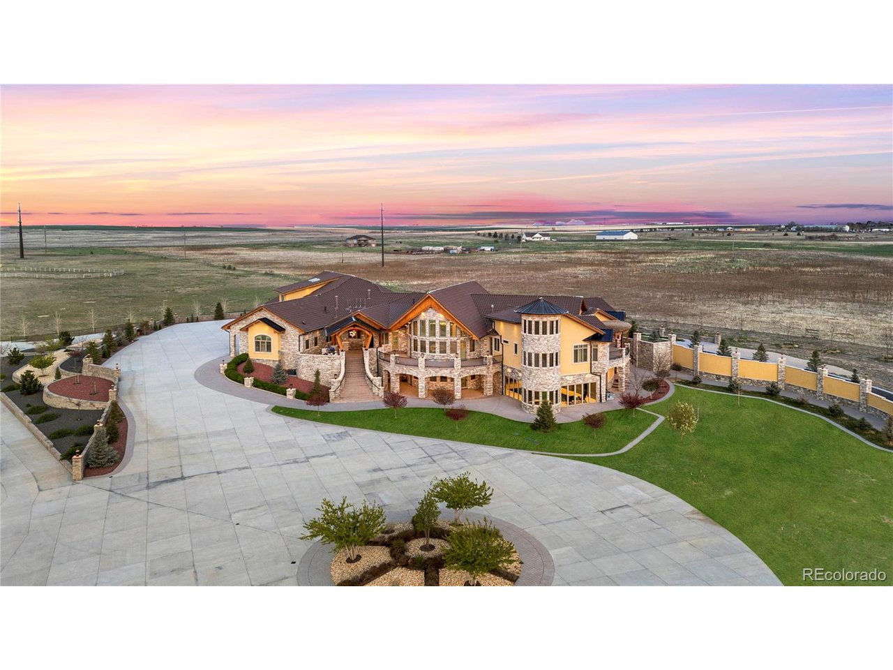 Photo of 12565 Picadilly Rd, Commerce City, CO 80022