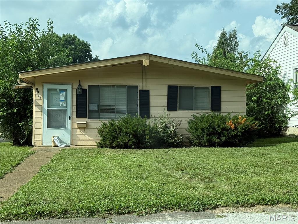 Photo of 9047 Kathlyn Drive, St Louis, MO 63134