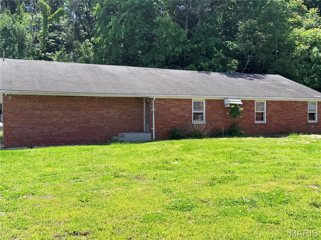 Photo of 303 W Main Street, Hardin, IL 62047