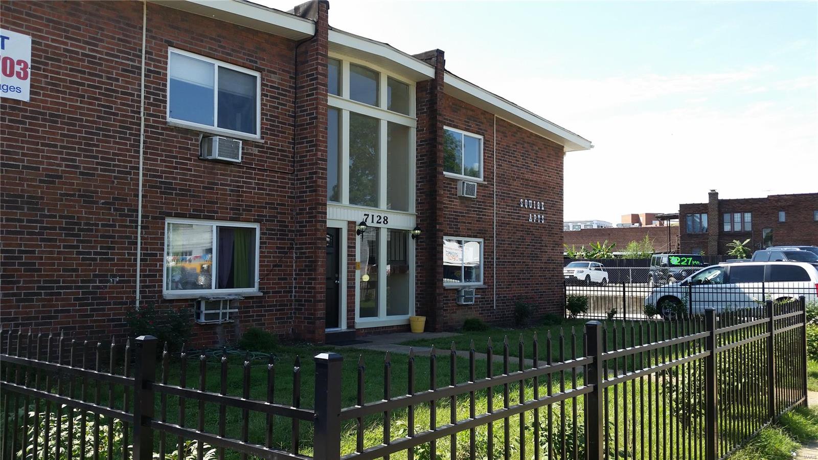 Photo of 7128 Manchester Avenue, St Louis, MO 63143