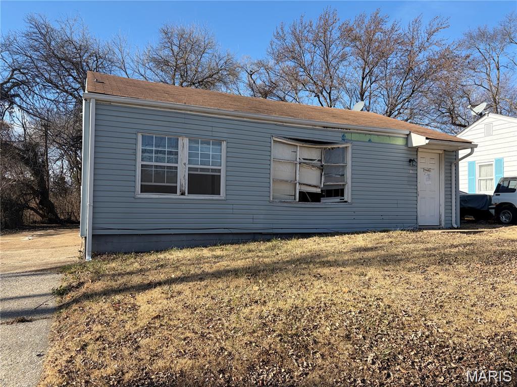 Photo of 317 Mueller Avenue, Ferguson, MO 63135