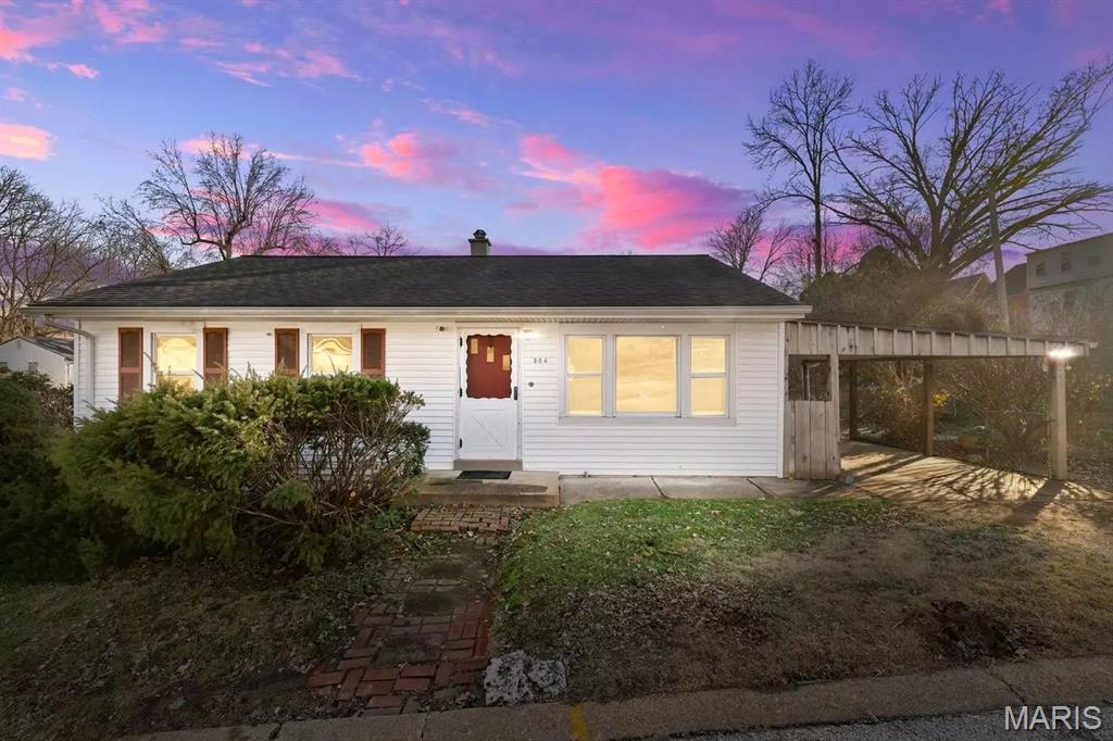 Photo of 504 Robert Avenue, Ferguson, MO 63135