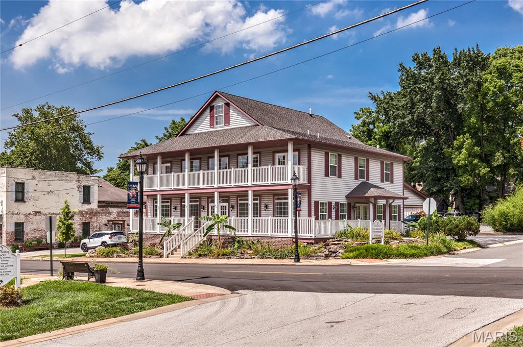 Photo of 325 Rue Saint Francois Street, Florissant, MO 63031