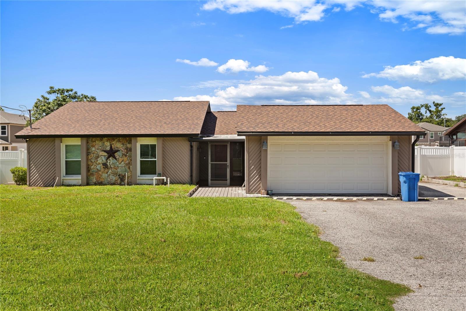 Photo of 1105 LENNA AVENUE, SEFFNER, FL 33584