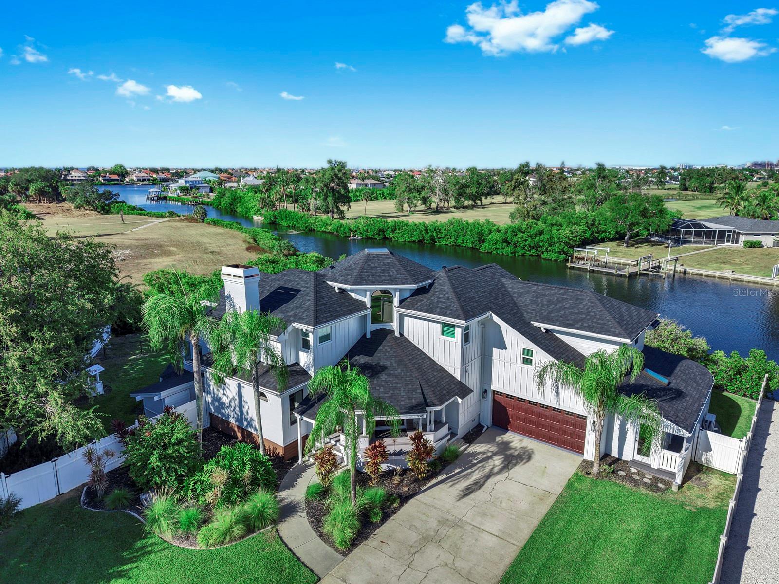 Photo of 945 BUNKER VIEW DRIVE, APOLLO BEACH, FL 33572