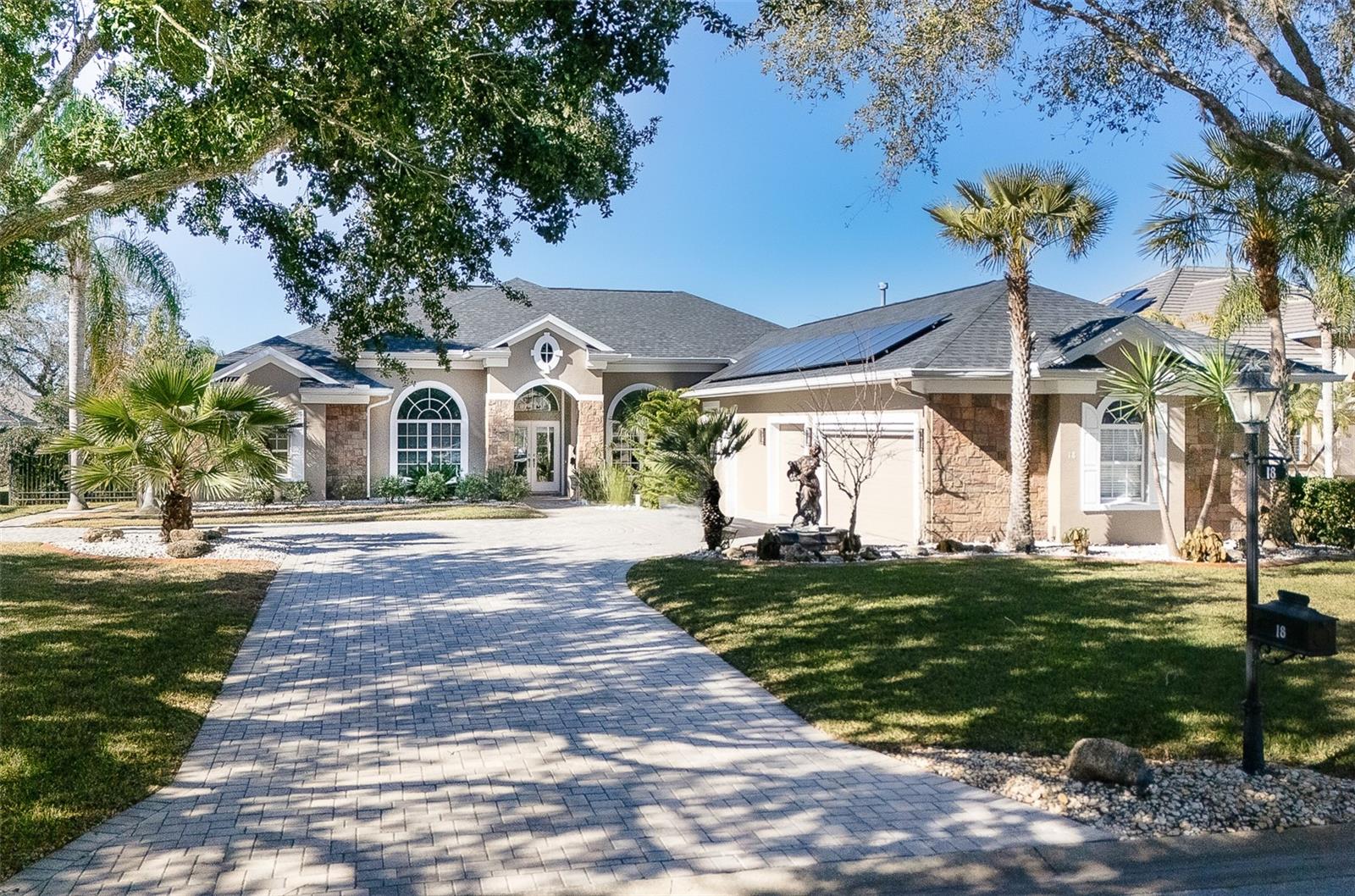 Photo of 18 OLD OAK DRIVE N, PALM COAST, FL 32137