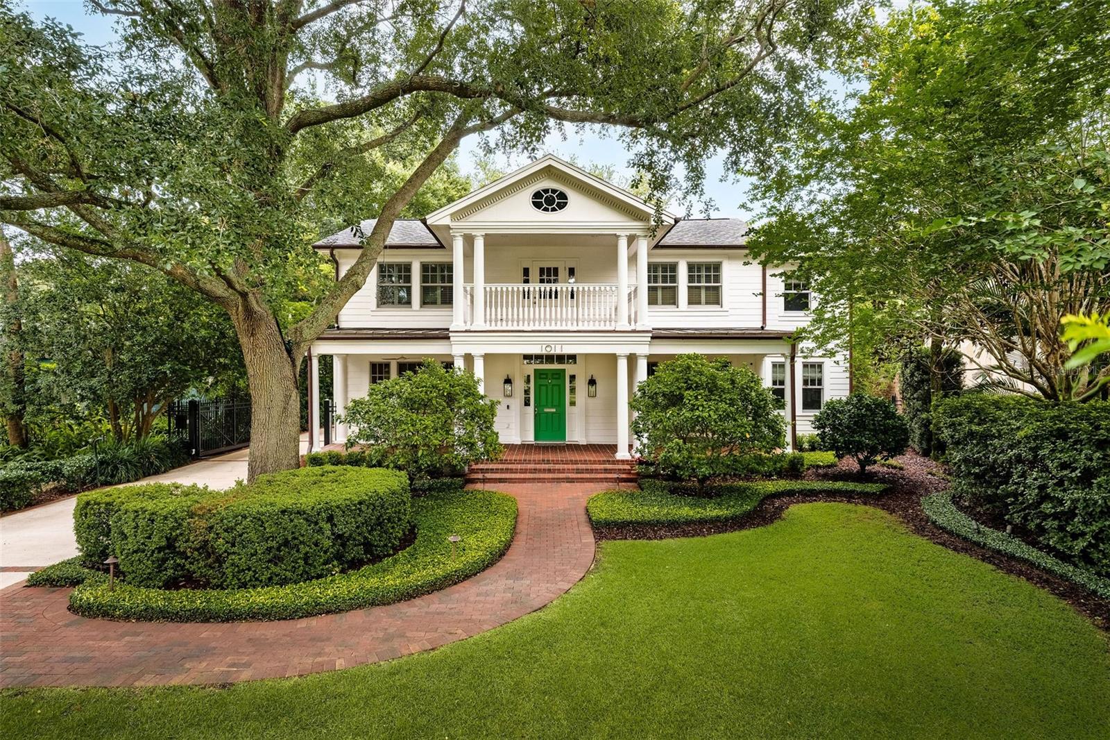 Photo of 1011 LAKE DAVIS DRIVE, ORLANDO, FL 32806