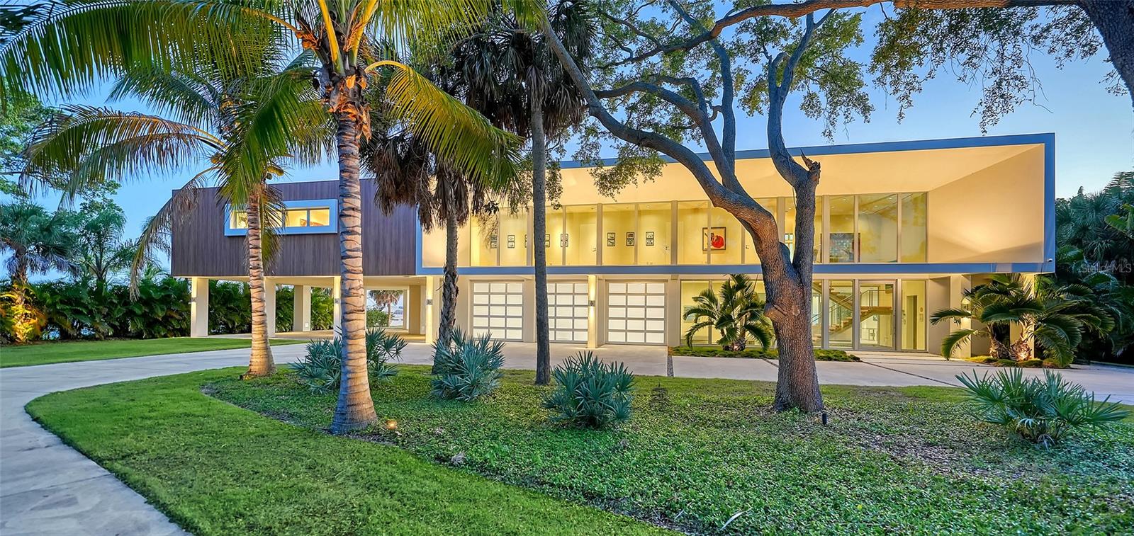 Photo of 4123 BAY SHORE ROAD, SARASOTA, FL 34234