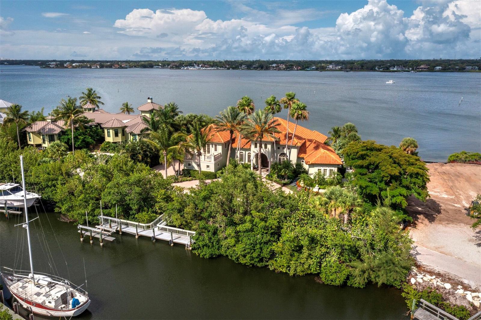 Photo of 1280 HIDDEN HARBOR WAY, SARASOTA, FL 34242