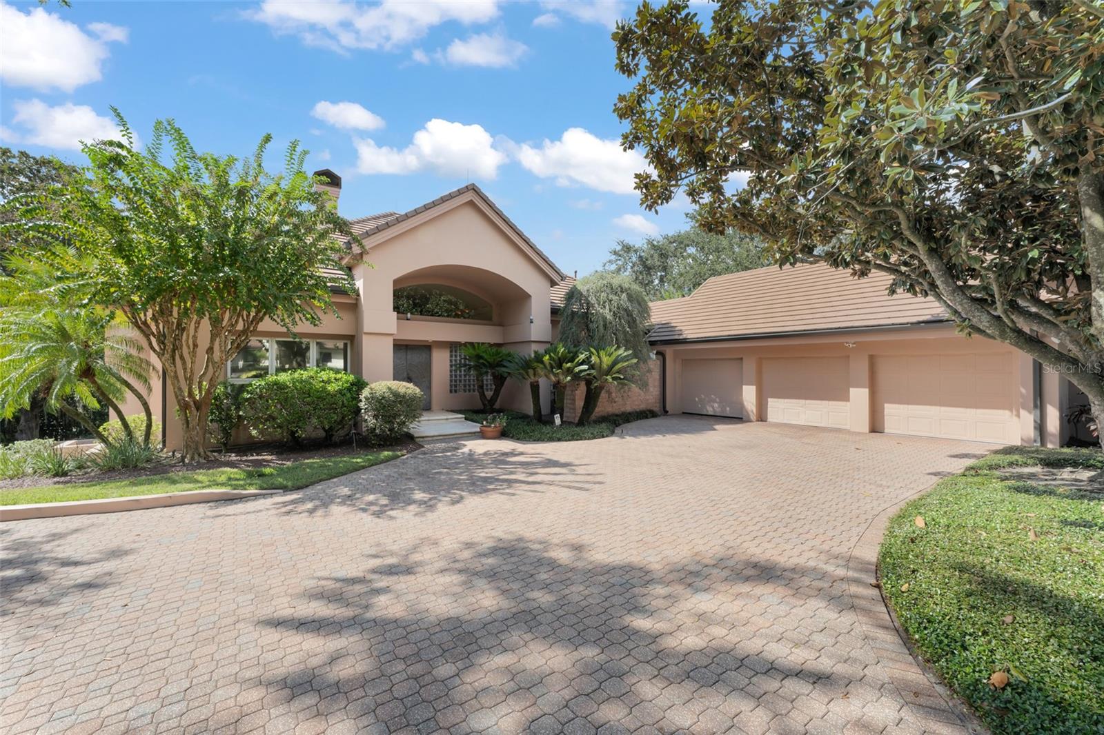 Photo of 5036 LATROBE DRIVE, WINDERMERE, FL 34786