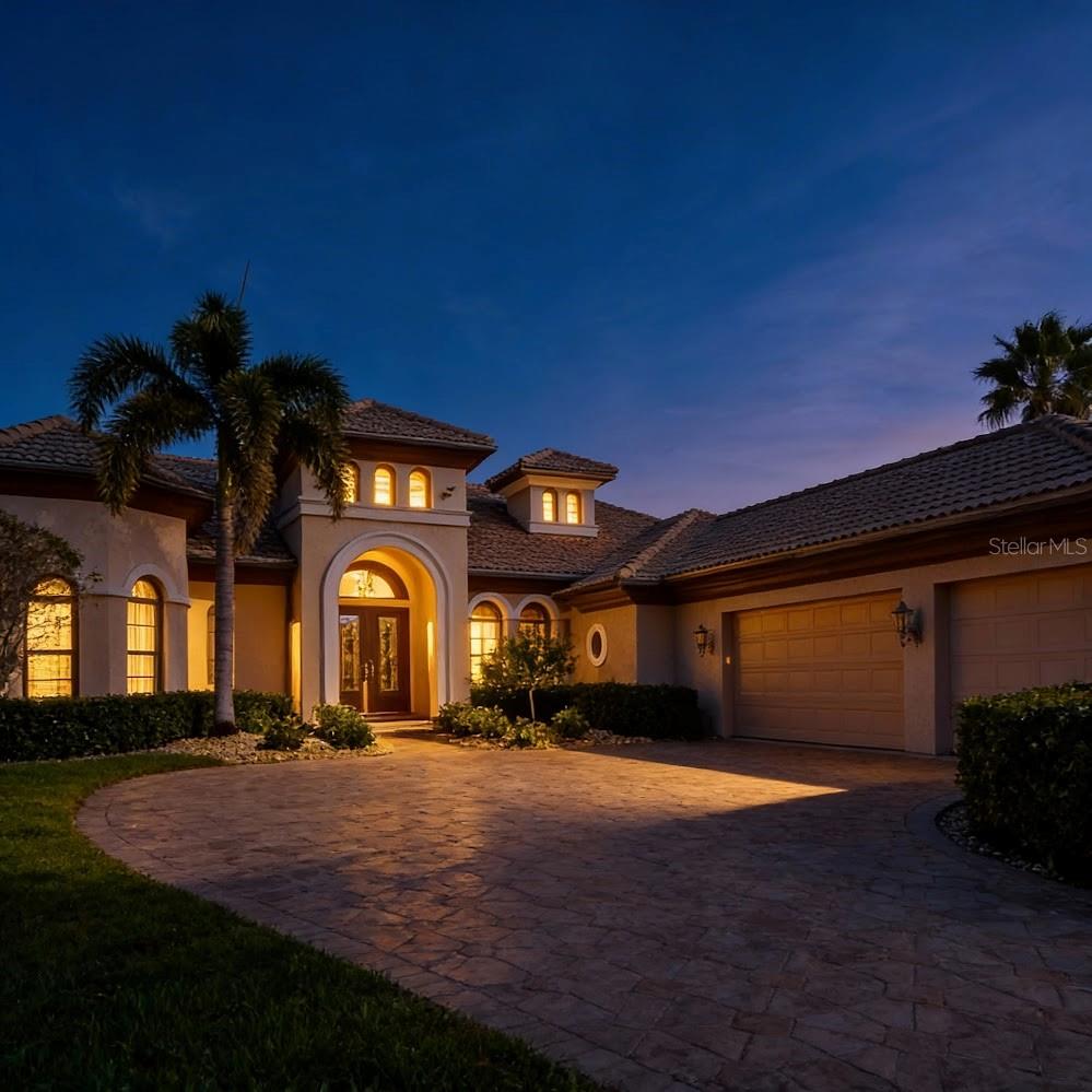 Photo of 11716 RIVER SHORES TRAIL, PARRISH, FL 34219