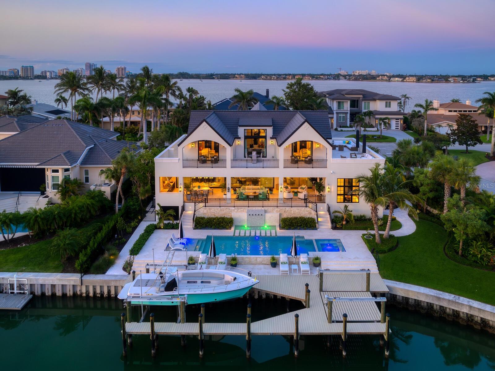 Photo of 440 MEADOW LARK DRIVE, SARASOTA, FL 34236