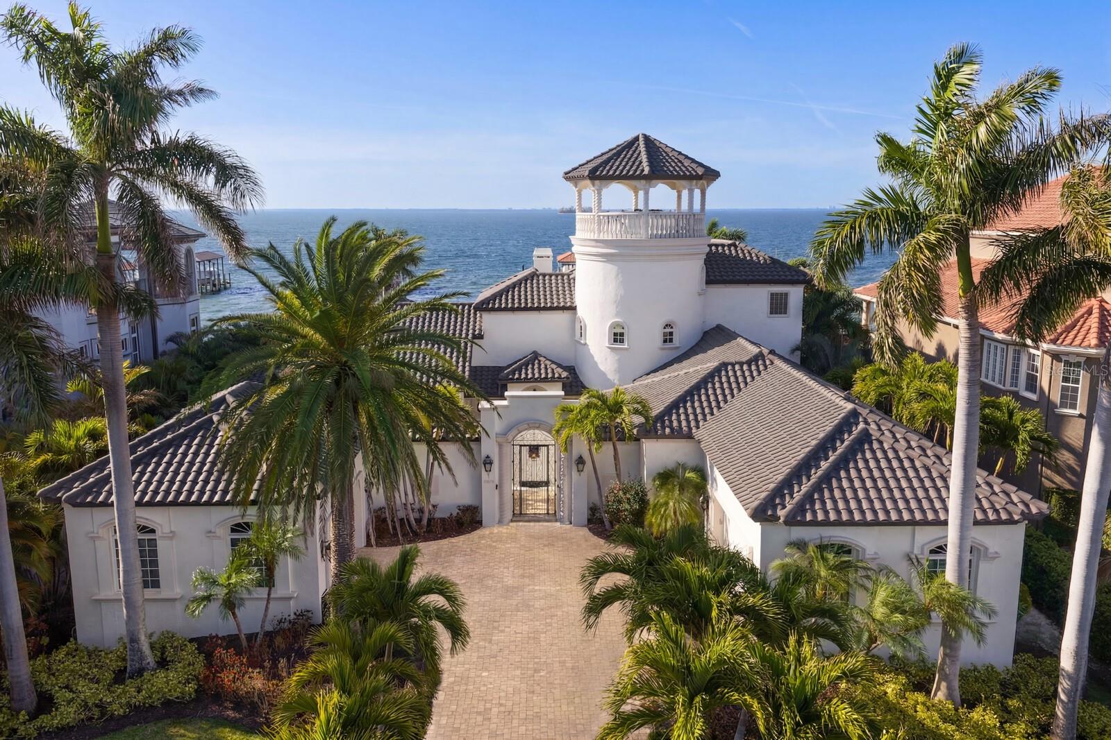 Photo of 6528 SURFSIDE BOULEVARD, APOLLO BEACH, FL 33572