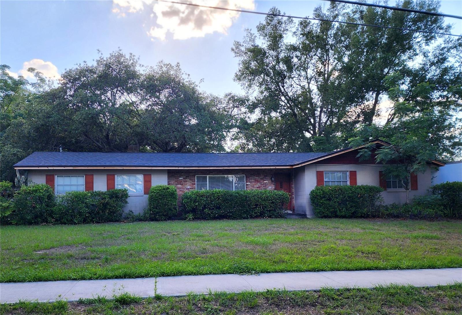 Photo of 1006 VIRGINIA AVENUE, ALTAMONTE SPRINGS, FL 32701