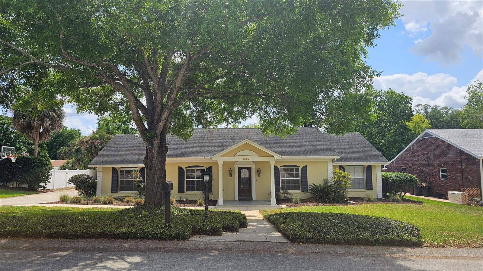 Photo of 184 LAKE OTIS ROAD, WINTER HAVEN, FL 33884