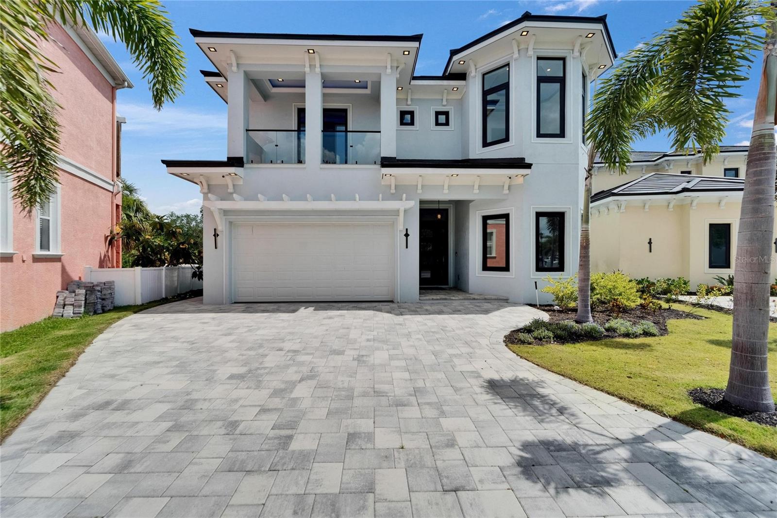 Photo of 6520 SIMONE SHORES CIRCLE, APOLLO BEACH, FL 33572