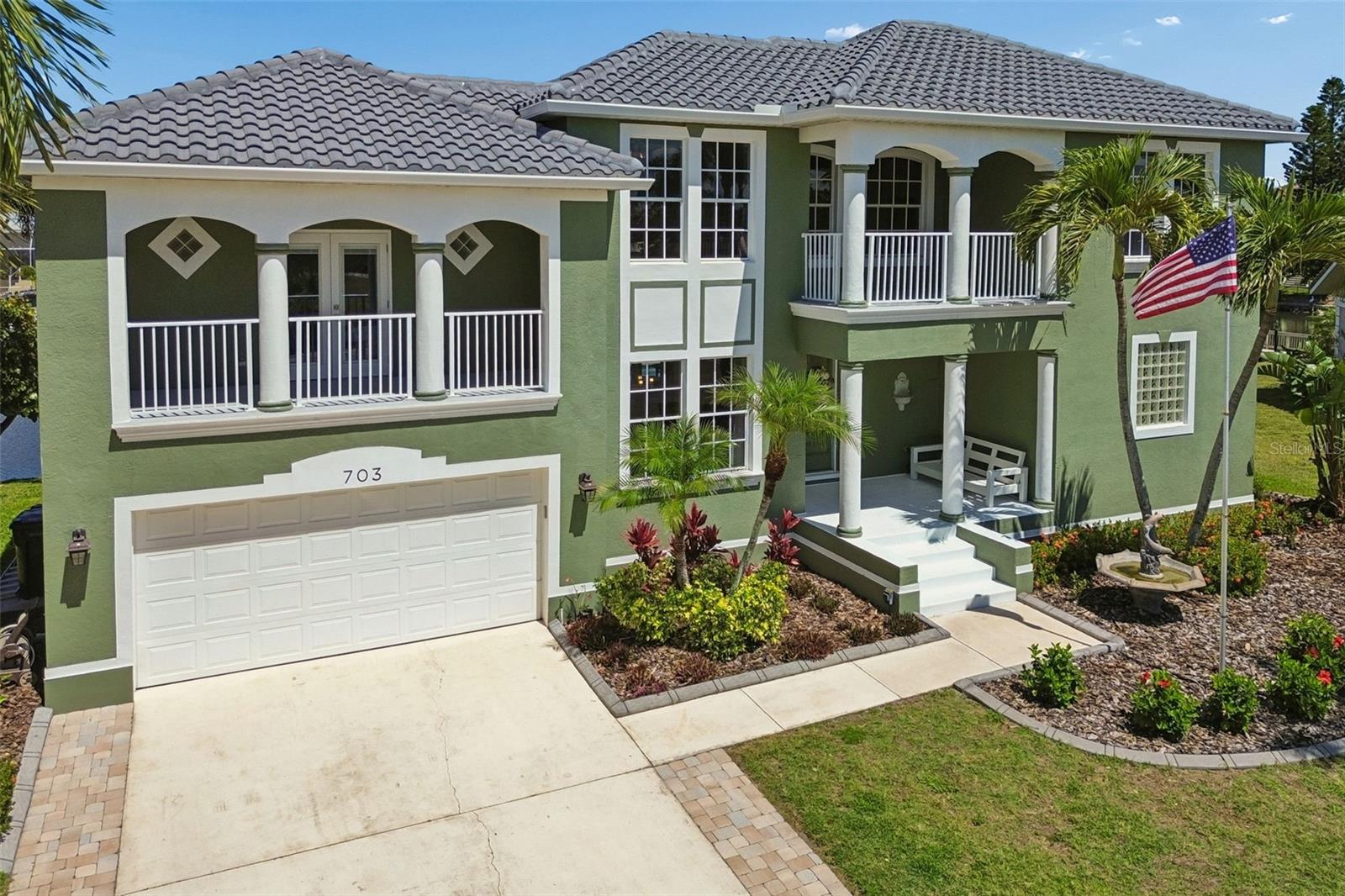 Photo of 703 BUNKER VIEW DRIVE, APOLLO BEACH, FL 33572