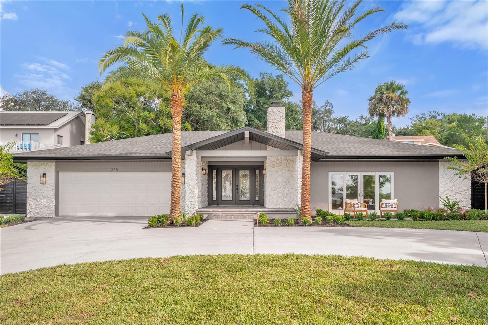 Photo of 238 E LAKESHORE DRIVE, CLERMONT, FL 34711