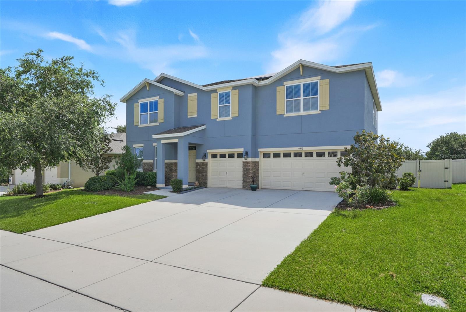 Photo of 4516 LINWOOD TRACE LANE, CLERMONT, FL 34711