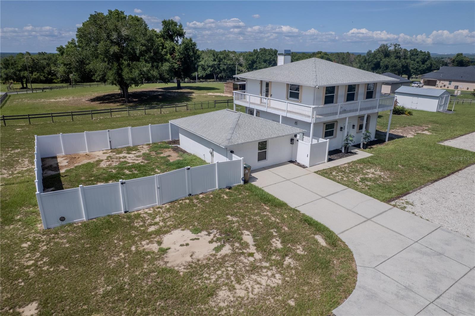 Photo of 13011 HIDDEN RIDGE LANE, CLERMONT, FL 34715