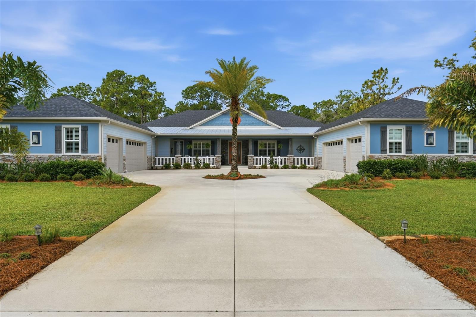 Photo of 14112 OAKWOOD COVE LANE, ORLANDO, FL 32832
