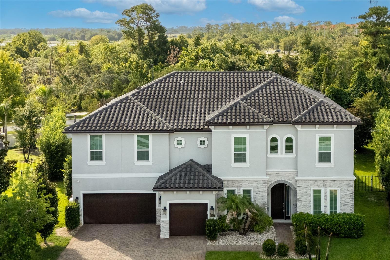 Photo of 8192 LUDINGTON CIRCLE, ORLANDO, FL 32836