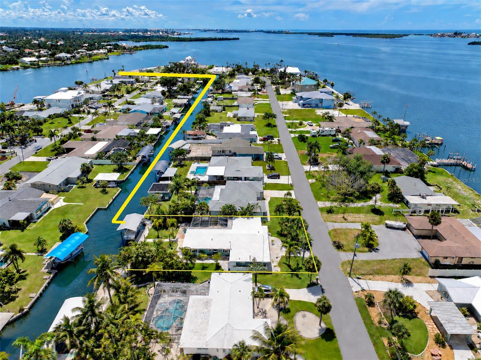 Photo of 1429 LEMON BAY DRIVE, ENGLEWOOD, FL 34223