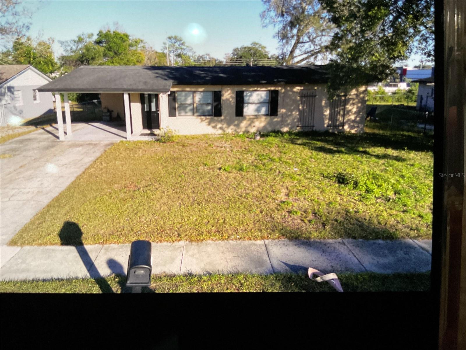 Photo of 327 SALINA DRIVE, ALTAMONTE SPRINGS, FL 32701