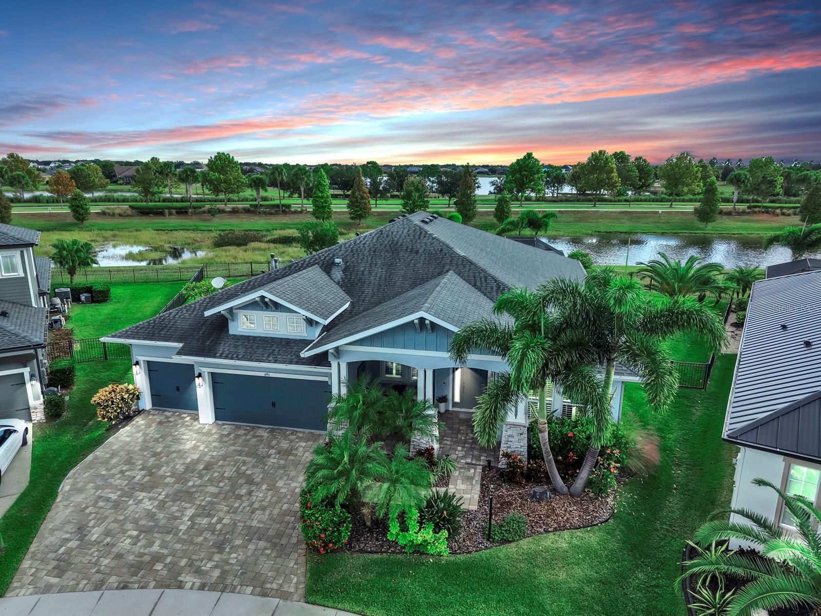Photo of 6951 CRESTPOINT DRIVE, APOLLO BEACH, FL 33572