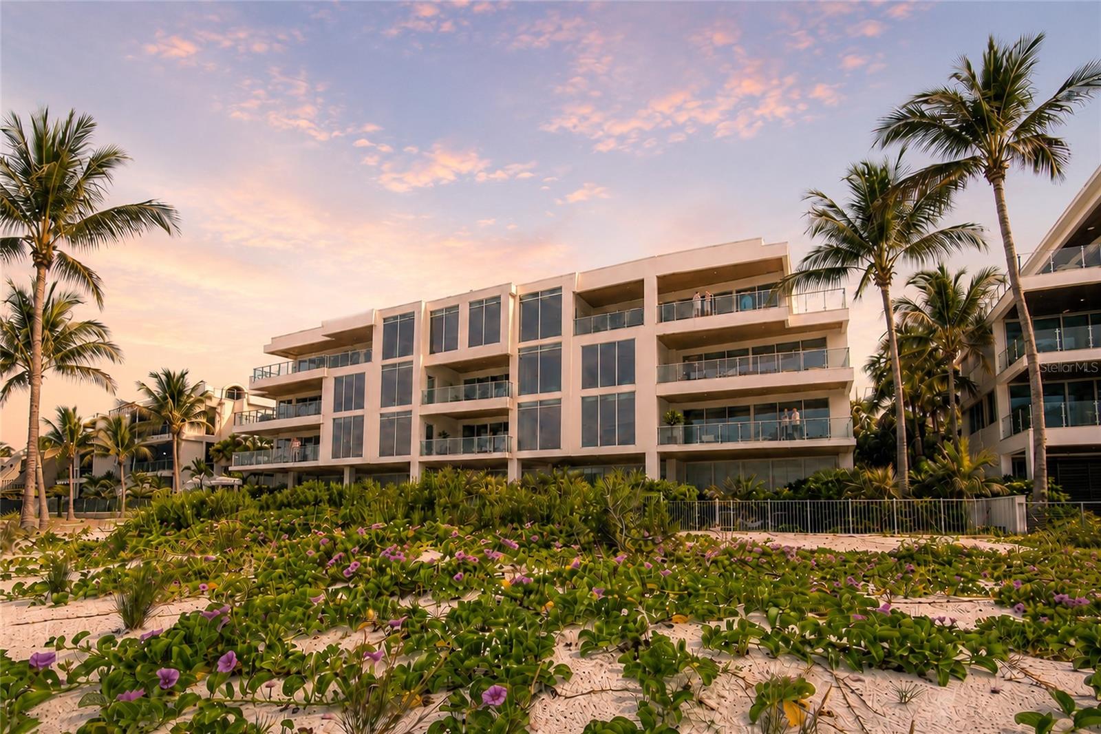 Photo of 70 AVENIDA VENECCIA, SARASOTA, FL 34242